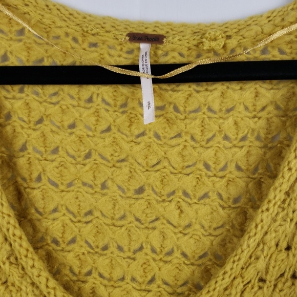 Free People – Crashing Waves Pullover Large HP!! - Picture 7 of 8